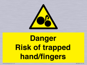 Danger Risk of trapped hand/fingers